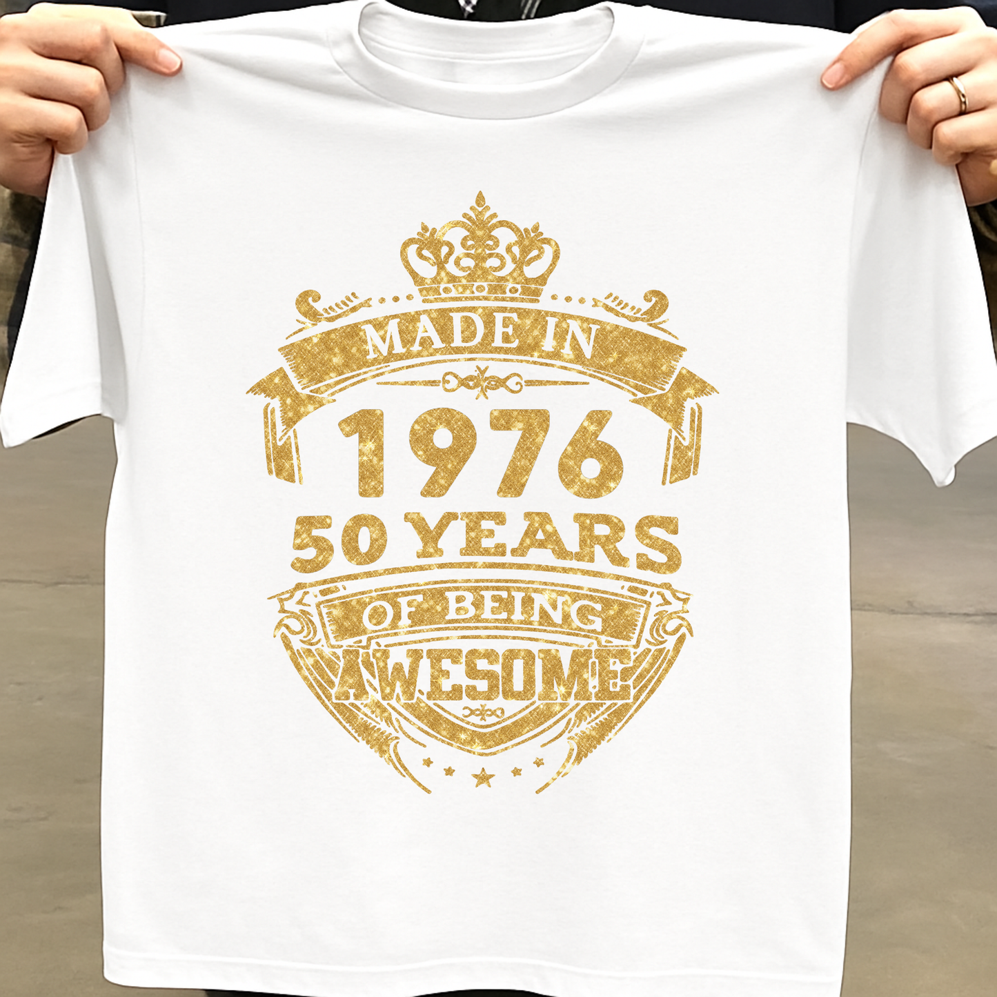 MADE IN 1976 50 YEARS OF BEING AWESOME CLASSIC T-SHIRT