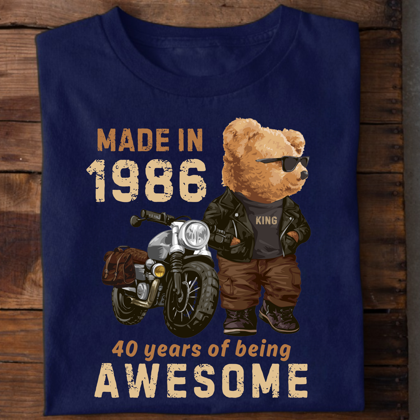 MADE IN 1986 40 YEARS OF BEING AWESOME (P) CLASSIC T-SHIRT